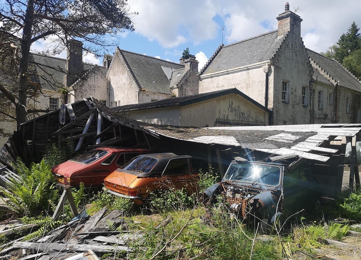 Cars at Fornethy