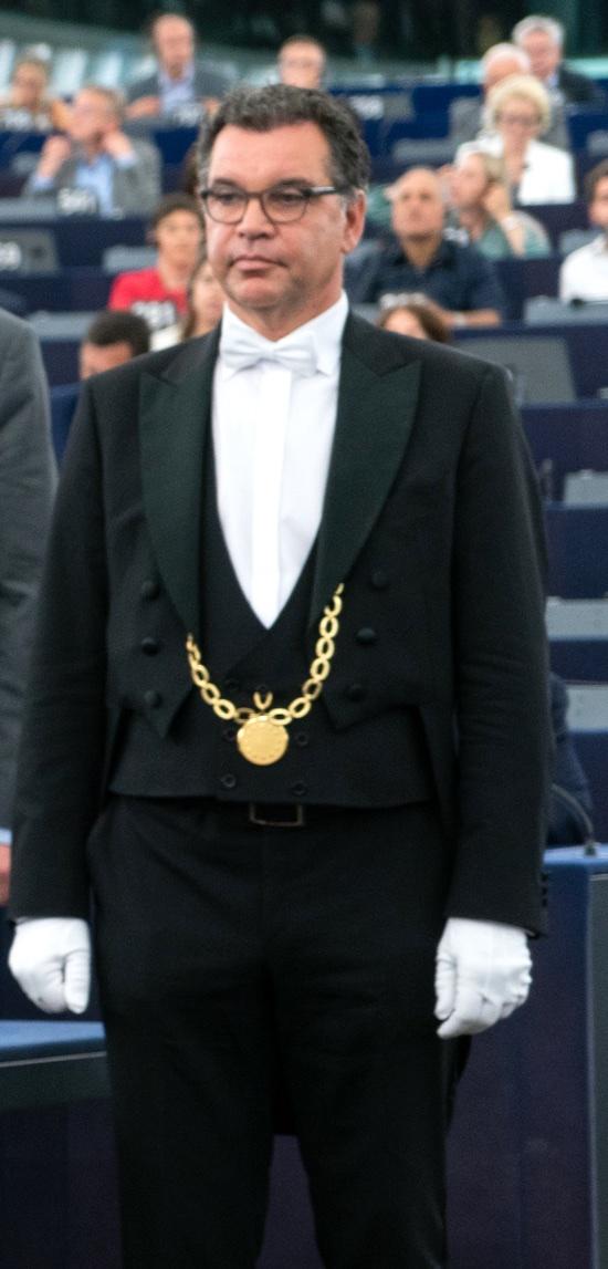 Huissier